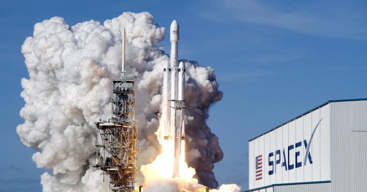 Oplati sa investovat do SpaceX Na ziadnu akciu sa este tak necakalo moe to byt pasca
