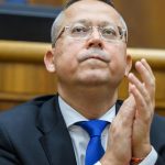 Poslanci podla ocakavania neotvorili schodze o odvolavani ministrov Kamenickeho a Migala