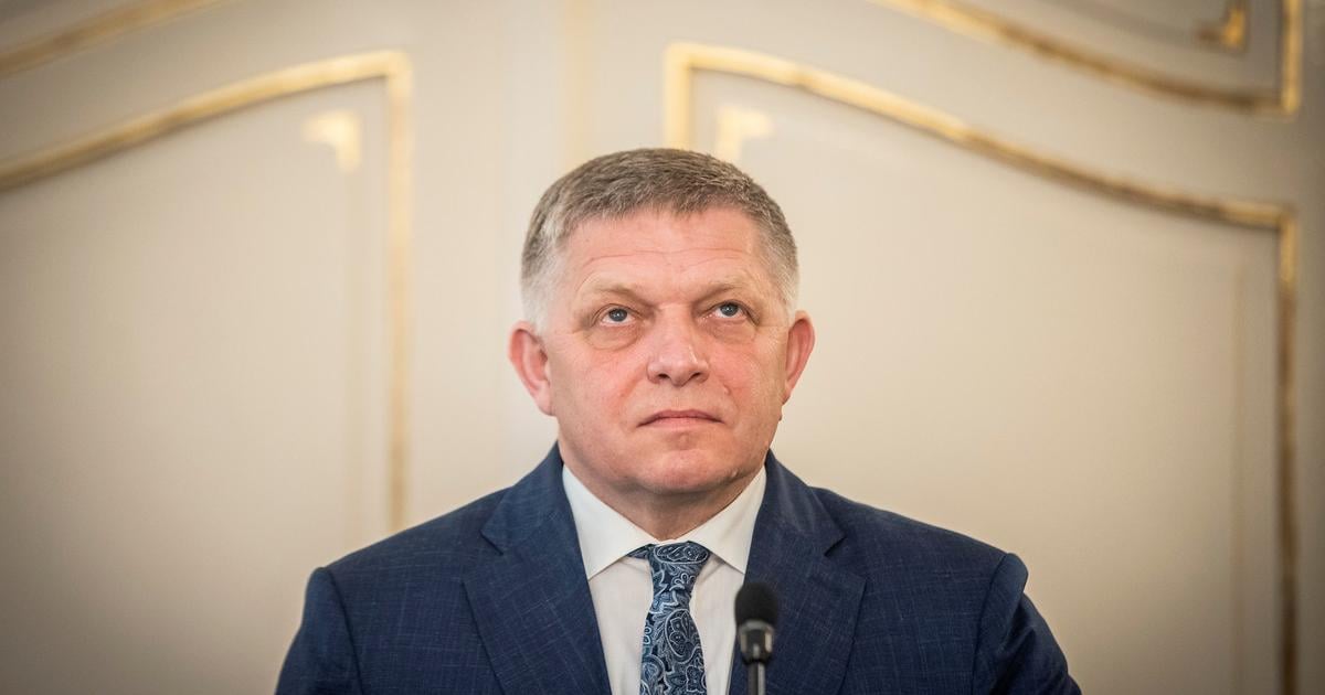 Premier sa postavil na stranu syna Agentura Smer v ktorej je Fico mladsi konatelom nezachadza s verejnymi prostriedkami