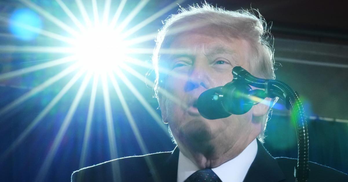Trump oslavoval osemdesiatku MMA aj inflaciou Jeho nepopularita znervoznuje aj republikanov