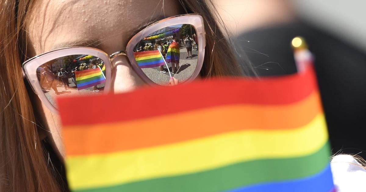 Varsavou presiel jubilejny pochod rovnosti ktory zdraznil prava komunity LGBTQ