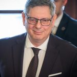 diskusia o navrhu noveho obcianskeho zakonika sa skrtila na 125 hodiny