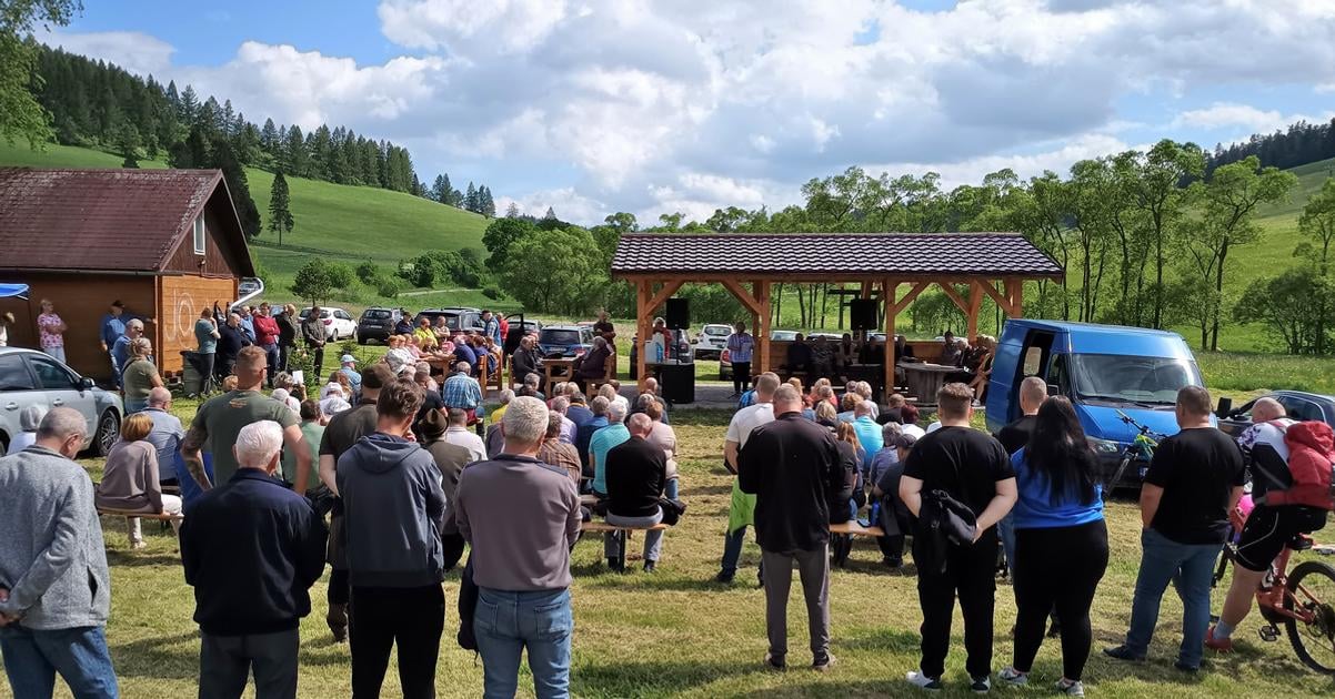 Kalinak robi z obyvateov Javoriny obcanov druhej kategorie
