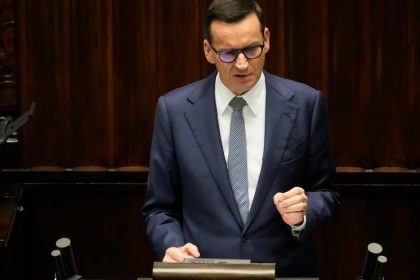 Polsky expremier Morawiecki konci ako predseda frakcie Europski konzervativci a reformisti v Europskom parlamente