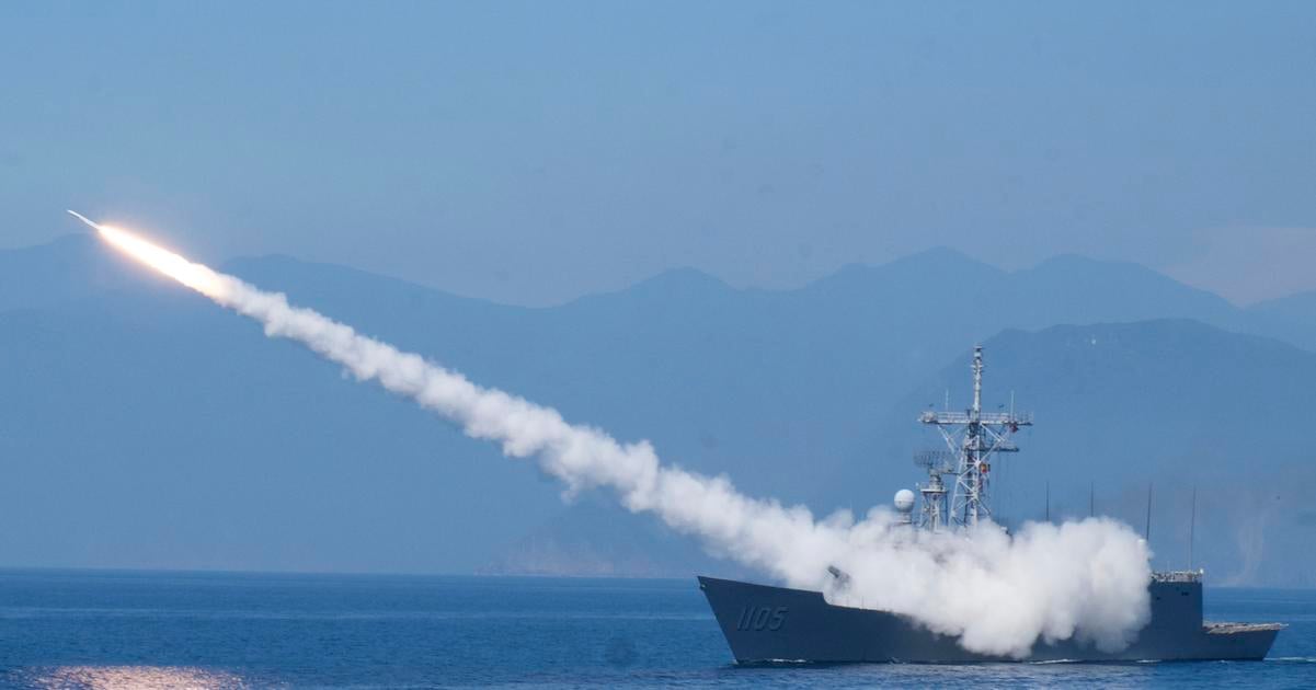 Taiwanska pobrena str monitoruje inske lode pri pobrei ostrova