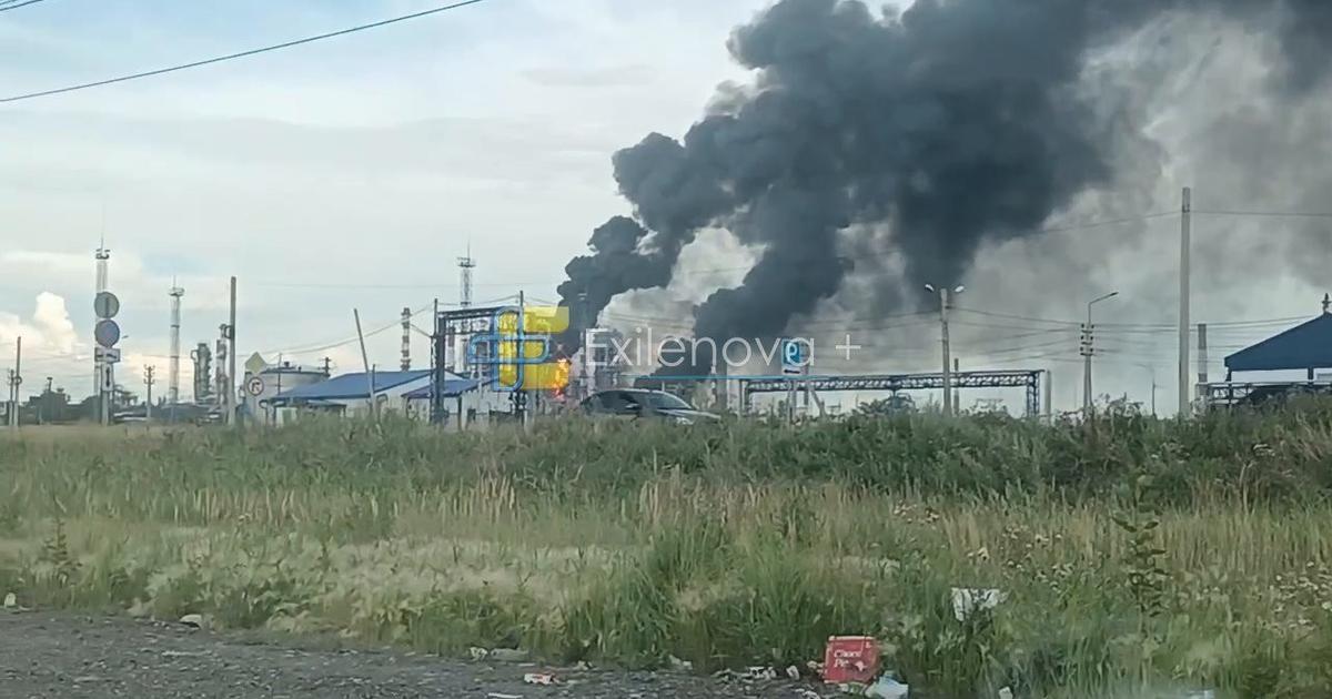 Ukrajina zasiahla najvacsiu sibirska rafinriu Drony preleteli rekordnych tritisic kilometrov