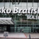 bratislavske letisko prvykrat za mesiac vybavilo viac ako pol miliona cestujucich