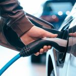 namiesto elektrobusov nabijaciek postup ministerstva kritizuju samospravy aj europska komisia