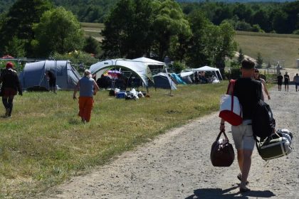 podnety sklamanych navstevnikov su v presetrovanis organizator festivalu bojuje proti gigantom