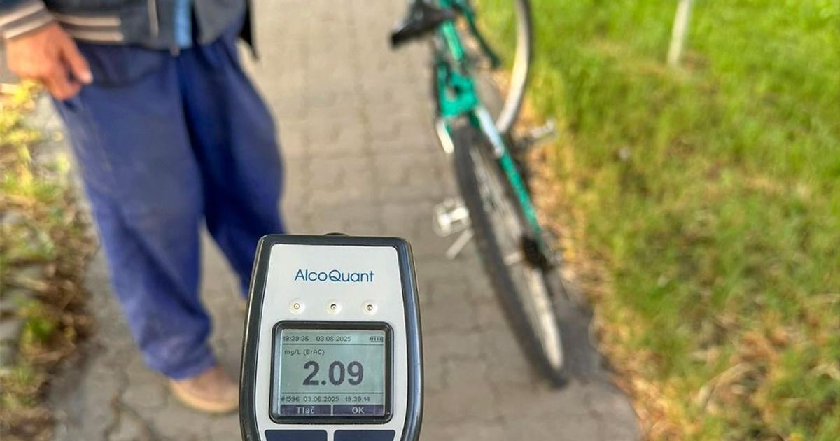 Kosicki krajski policajti vyrazili rano na cesty Nafukali dvaja vodici a jeden cyklista