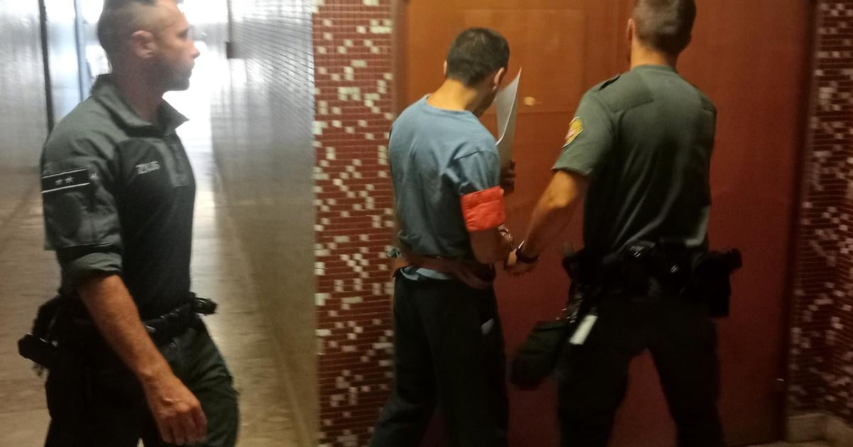 Najprv ho olupili potom na smrt dobili Trom bezdomovcom hrozi 15 rokov vazenia
