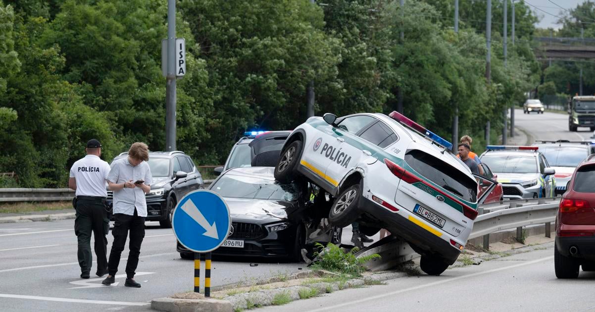 Policia zaznamenala na Slovensku za uplynuly tyzden 266 dopravnych nehod