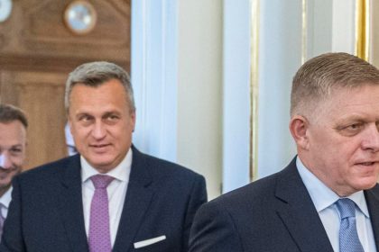 Robil pod Ftacnikom aj Drobom V boji o post bratislavskeho zupana koalicia nasadzuje okresneho predsedu Hlasu