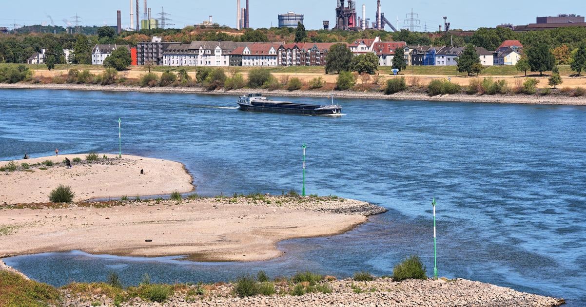 Ryn dosiahol historicky najnizsiu uroven co poskodzuje priemyselnu produkciu