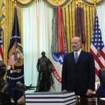 Trump vymenoval Willa Scharfa za pravneho poradcu Bieleho domu
