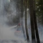 V Chorvatsku evakuovali obec Lokva Rogoznica ohrozenu poziarom v lese