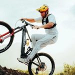 cyklisticky gigant krachuje pochoval ho obrovsky dlh mtbiker s nim skoncil objednavky mozu meskat